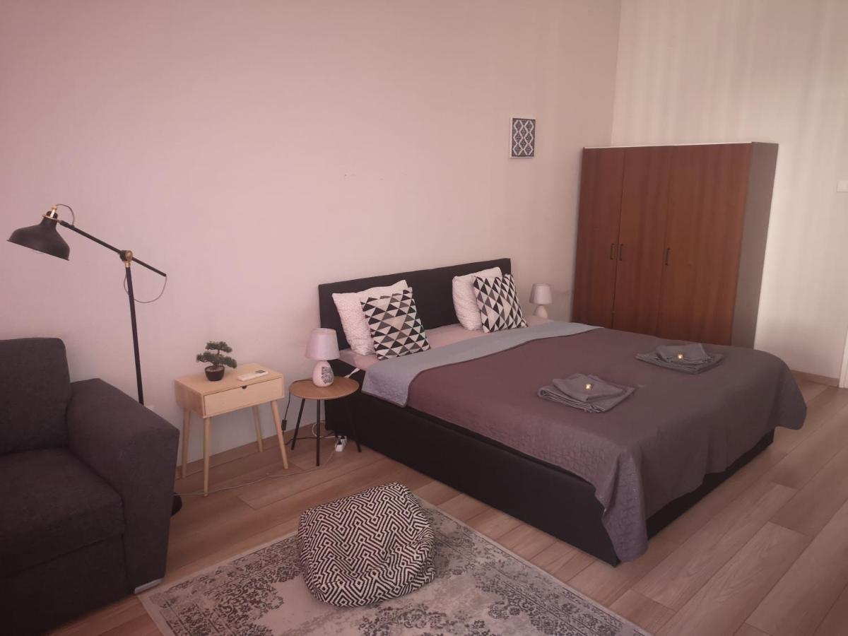 Palace - Belvárosi Apartman Eger Apartman Kültér fotó